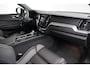 Volvo XC60 T6 Plug-in hybrid AWD Plus Dark | Pano | Trekhaak | Elek.Stoel + Geheugen |
