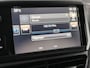Peugeot 2008 STYLE 82pk Navi | Trekhaak | Panodak | Parkeerhulp