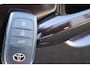 Toyota Corolla Touring Sports 1.8 Hybrid First Edition, Direct leverbaar, 140PK, Sensoren, Stoelverwarming, Apple Carplay/Android Auto!