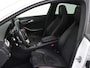 Mercedes-Benz CLA Shooting Brake 180 Business Solution AMG / Panoramadak