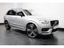 Volvo XC90 T8 Ultimate Dark | B&W/HUD | Luchtvering | Trekhaak | 360| Stoelventilatie | Pano |
