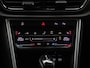 Volkswagen T-Roc 1.5 TSI Life Business | NIEUW BINNEN | Navigatie | Stoelverwarming | Side Assist | Camera | ACC |