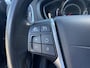Volvo V40 1.6 T2 Momentum | Trekhaak | Bluetooth | Navigatie | Climate Control | Cruise Control | Parkeersensoren | 17" | Dealeronderhouden |