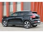 Volvo XC40 T3 Momentum Business | Parkeercamera | Stoelverwarming | Trekhaak | Pilot Assist | Keyless