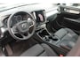 Volvo XC40 T3 Momentum Business | Parkeercamera | Stoelverwarming | Trekhaak | Pilot Assist | Keyless
