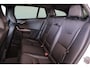 Volvo V60 T3 Polar - AUTOMAAT - Bi-Xenon met bochtenverlichting - Standkachel - Verwarmbaar lederen stuurwiel - Stoelverwarming voor & achter - Parkeercamera voor & achter - Voorstoelen beide in hoogte verstelbaar - Exterieur Styling Pack - Trekhaak - Climate Control - Cruise Control - Licht- & regensensor - Aluminium interieurafwerking - Getint glas v.a. B-stijl - 16' LMV - Roofrails - City Safety