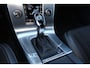 Volvo V60 T3 Polar - AUTOMAAT - Bi-Xenon met bochtenverlichting - Standkachel - Verwarmbaar lederen stuurwiel - Stoelverwarming voor & achter - Parkeercamera voor & achter - Voorstoelen beide in hoogte verstelbaar - Exterieur Styling Pack - Trekhaak - Climate Control - Cruise Control - Licht- & regensensor - Aluminium interieurafwerking - Getint glas v.a. B-stijl - 16' LMV - Roofrails - City Safety