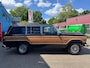 Jeep Wagoneer 