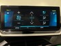 Peugeot e-2008 EV GT 50 kWh Climate Control | Elek. Verstelbare Stoelen + Geheugen & Verwarming | Full Map Navigatie | Apple Carplay / Android Auto | Camera | Parkeersensoren | Bekleding Half Leder / Alcantara