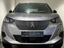 Peugeot e-2008 EV GT 50 kWh Climate Control | Elek. Verstelbare Stoelen + Geheugen & Verwarming | Full Map Navigatie | Apple Carplay / Android Auto | Camera | Parkeersensoren | Bekleding Half Leder / Alcantara