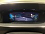 Peugeot e-2008 EV GT 50 kWh Climate Control | Elek. Verstelbare Stoelen + Geheugen & Verwarming | Full Map Navigatie | Apple Carplay / Android Auto | Camera | Parkeersensoren | Bekleding Half Leder / Alcantara