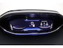 Peugeot 5008 1.2 PureTech 130pk Allure Pack Business | Verwarmde voorstoelen |Trekhaak afneembaar | Navigatie | Apple Carplay/Android Auto
