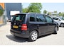 Volkswagen Touran 2.0-16V FSI Highline/clima/stoelverw/nw apk/nw banden