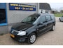 Dacia Logan MCV 1.6-16V Blackline Airco Trekhaak Dakdragers