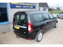 Dacia Logan MCV 1.6-16V Blackline Airco Trekhaak Dakdragers