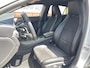Mercedes-Benz GLA 180 Business Solution AMG 18"/Trekhaak/Keyless/Camera/Apple Carplay & Android Auto/Elektrische klep