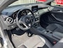 Mercedes-Benz GLA 180 Business Solution AMG 18"/Trekhaak/Keyless/Camera/Apple Carplay & Android Auto/Elektrische klep