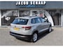 Skoda Karoq 1.5 TSI ACT Ambition Business / Trekhaak / PDC v+a / Carplay / Navigatie
