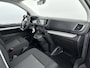 Opel Vivaro-e Innovation 75 kWh 136 pk Dubbele Cabine | Navigatie | Achteruitrijcamera | 5-Persoons | Airco | Cruise Control |