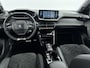 Peugeot e-2008 SUV EV 50 kWh 136 pk GT Pack | Panoramadak | Camera | Adaptieve Cruise Control | 3 fase | Apple Carplay