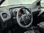Peugeot 108 Active 72pk | Navigatie via Apple Carplay / Android Auto | Achteruitrijcamera | Airco | Bluetooth | DAB+ radio | Dealeronderhouden | Zuinig en voordelig autorijden! |