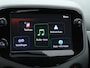 Peugeot 108 Active 72pk | Navigatie via Apple Carplay / Android Auto | Achteruitrijcamera | Airco | Bluetooth | DAB+ radio | Dealeronderhouden | Zuinig en voordelig autorijden! |