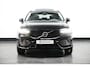 Volvo XC60 2.0 T6 Plug-in Hybrid AWD Plus Dark | Panoramadak | Trekhaak | Stoelventilatie | Camera |