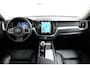 Volvo XC60 2.0 T6 Plug-in Hybrid AWD Plus Dark | Panoramadak | Trekhaak | Stoelventilatie | Camera |