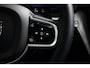 Volvo XC60 2.0 T6 Plug-in Hybrid AWD Plus Dark | Panoramadak | Trekhaak | Stoelventilatie | Camera |