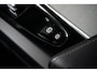 Volvo XC60 2.0 T6 Plug-in Hybrid AWD Plus Dark | Panoramadak | Trekhaak | Stoelventilatie | Camera |