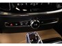Volvo S60 Recharge T6 AWD Ultimate Bright | Panoramadak | 360º Camera | Geventileerd Nappa Leder met massagefunctie | Adaptive Cruise control | Blind Spot | Head up display
