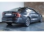 Volvo S60 Recharge T6 AWD Ultimate Bright | Panoramadak | 360º Camera | Geventileerd Nappa Leder met massagefunctie | Adaptive Cruise control | Blind Spot | Head up display