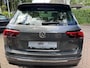 Volkswagen Tiguan 1.5 TSI DSG R-line Highline Pano Camera Stoelver.