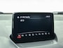 Mazda 2 1.5 Skyactiv-G Luxury | Camera | Head-up display | Keyless entry | Navigatie |