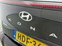 Hyundai Kona Electric Comfort 65.4 kWh | Warmtepomp | V2L | Bluelink app | 3-Fasen | Navigatie | Camera | Adaptive cruise |