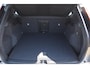 Volvo XC40 T4 211PK Automaat R-design / Adaptieve cruise control / Panoramadak / Keyless entry / Stoel - en stuurwielverwarming / Elektrische achterklep / Apple carplay /parkeersensoren met camera / Elektrische stoelen