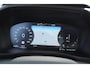 Volvo XC40 T4 211PK Automaat R-design / Adaptieve cruise control / Panoramadak / Keyless entry / Stoel - en stuurwielverwarming / Elektrische achterklep / Apple carplay /parkeersensoren met camera / Elektrische stoelen