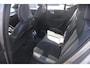 Volvo XC40 T4 211PK Automaat R-design / Adaptieve cruise control / Panoramadak / Keyless entry / Stoel - en stuurwielverwarming / Elektrische achterklep / Apple carplay /parkeersensoren met camera / Elektrische stoelen
