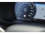 Volvo XC40 T4 211PK Automaat R-design / Adaptieve cruise control / Panoramadak / Keyless entry / Stoel - en stuurwielverwarming / Elektrische achterklep / Apple carplay /parkeersensoren met camera / Elektrische stoelen