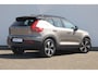 Volvo XC40 T4 211PK Automaat R-design / Adaptieve cruise control / Panoramadak / Keyless entry / Stoel - en stuurwielverwarming / Elektrische achterklep / Apple carplay /parkeersensoren met camera / Elektrische stoelen
