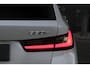 BMW 3-Serie Touring 330e M-sport 292pk Facelift Panoramadak Trekhaak Harman/Kardon Head-up Leder 19" LMV