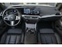 BMW 3-Serie Touring 330e M-sport 292pk Facelift Panoramadak Trekhaak Harman/Kardon Head-up Leder 19" LMV
