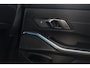 BMW 3-Serie Touring 330e M-sport 292pk Facelift Panoramadak Trekhaak Harman/Kardon Head-up Leder 19" LMV