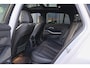 BMW 3-Serie Touring 330e M-sport 292pk Facelift Panoramadak Trekhaak Harman/Kardon Head-up Leder 19" LMV