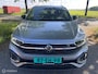 Volkswagen T-Roc 1.5 TSI R-Line 18 INCH CarPlay Black Style pakket
