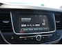 Opel Crossland 1.2 Turbo GS Line automaat | incl. 12 maanden garantie | Camera | Trekhaak | Dodehoek detectie | Apple carplay | Cruise control | Panoramadak | Parkeersensoren | Climate control | 16" velgen | LED koplampen | Keyless entry + go |