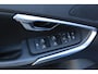 Volvo V40 2.0 D3 Business Sport R Design/Panorama/Leer/Navigatie/Parkeersensor v,a