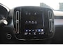 Volvo XC40 T4 190PK AUT8 Momentum Pro | Adaptive Cruise & Pilot Assist | Power Seats incl. Memory | BLIS | Rijstrooksensor | Navigatiesysteem | Grootlicht Assistent | Stoelverwarming | Draadloze Smartphone Lader | Park Assist & Camera | Keyless |