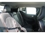 Volvo XC40 T4 190PK AUT8 Momentum Pro | Adaptive Cruise & Pilot Assist | Power Seats incl. Memory | BLIS | Rijstrooksensor | Navigatiesysteem | Grootlicht Assistent | Stoelverwarming | Draadloze Smartphone Lader | Park Assist & Camera | Keyless |