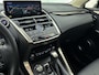 Lexus NX 300h AWD Luxury Edition Limited | Panoramadak | Trekhaak | Stoelverwarming | Apple CarPlay / Android Auto |